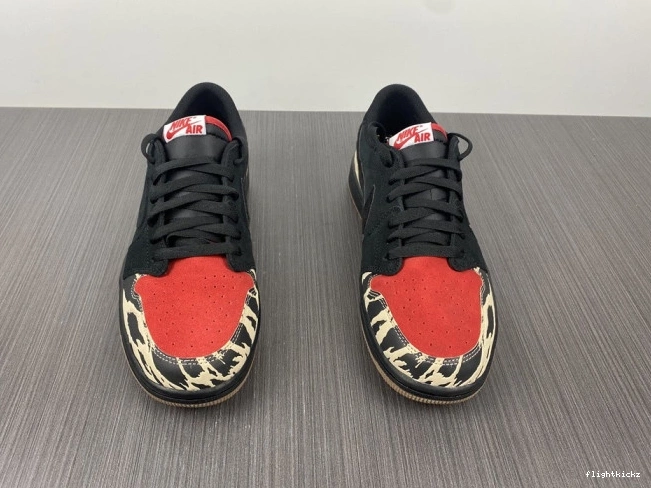 Carnivore Low 1 DN3400-001 x Air Jordan SoleFly 1102